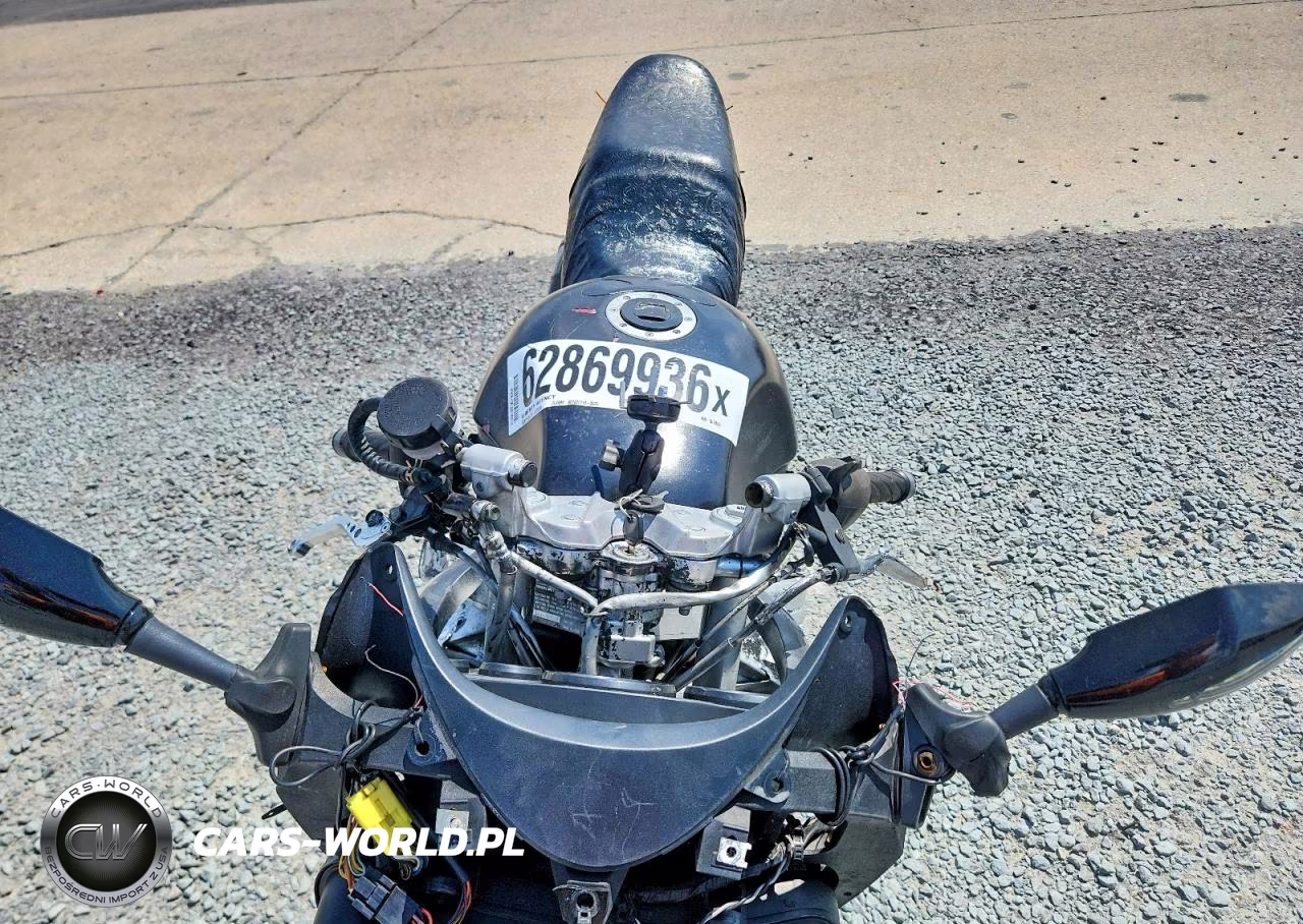2001 Suzuki Gsx750 F VIN:JS1GR7GA512101059 - 5