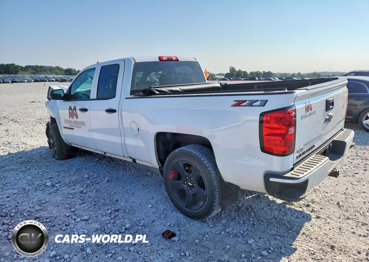 2018 Chevrolet Silverado K1500 Lt VIN:1GCVKREC8JZ102991 - 2