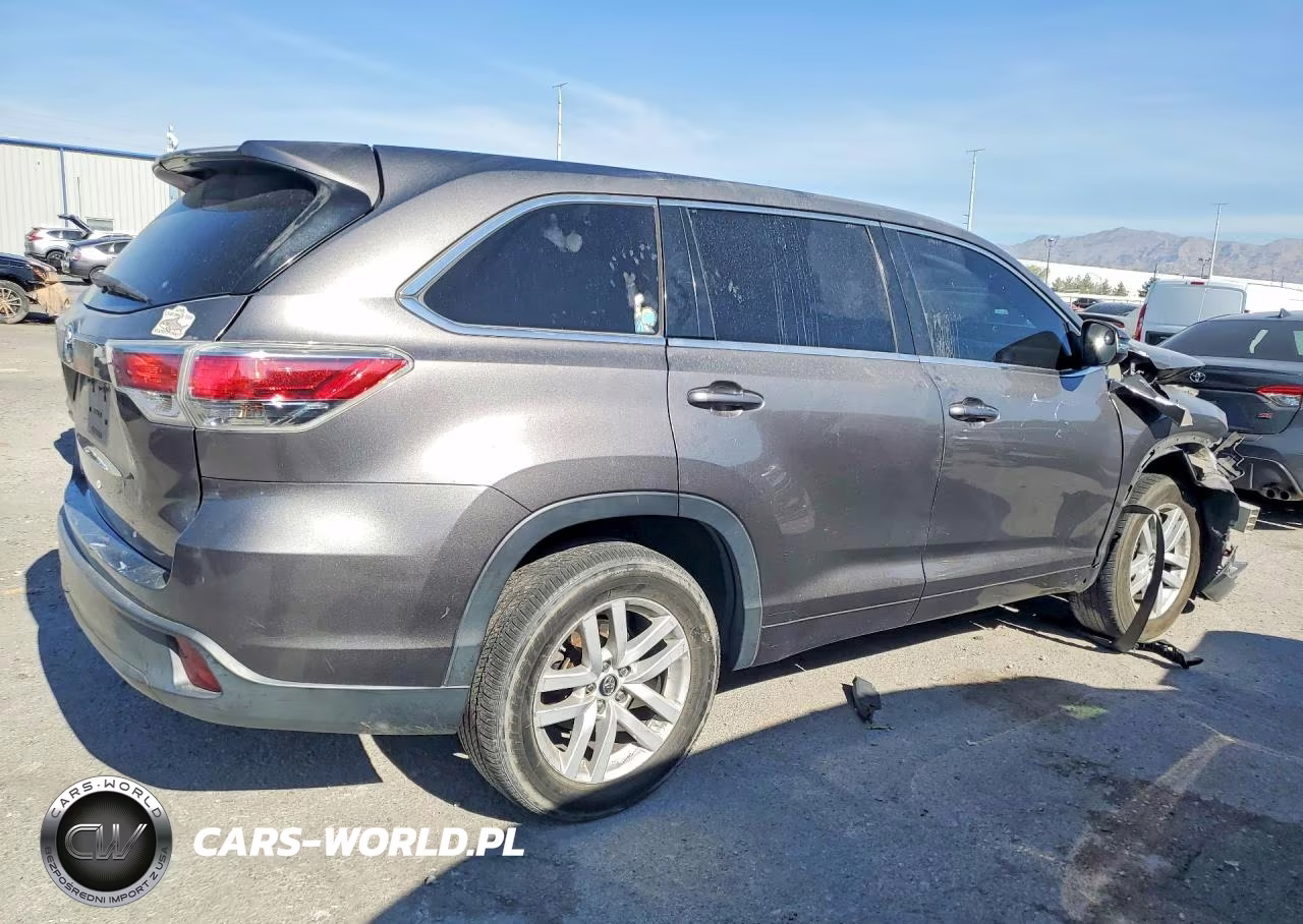 2016 Toyota Highlander Le VIN:5TDZKRFHXGS180193 - 3
