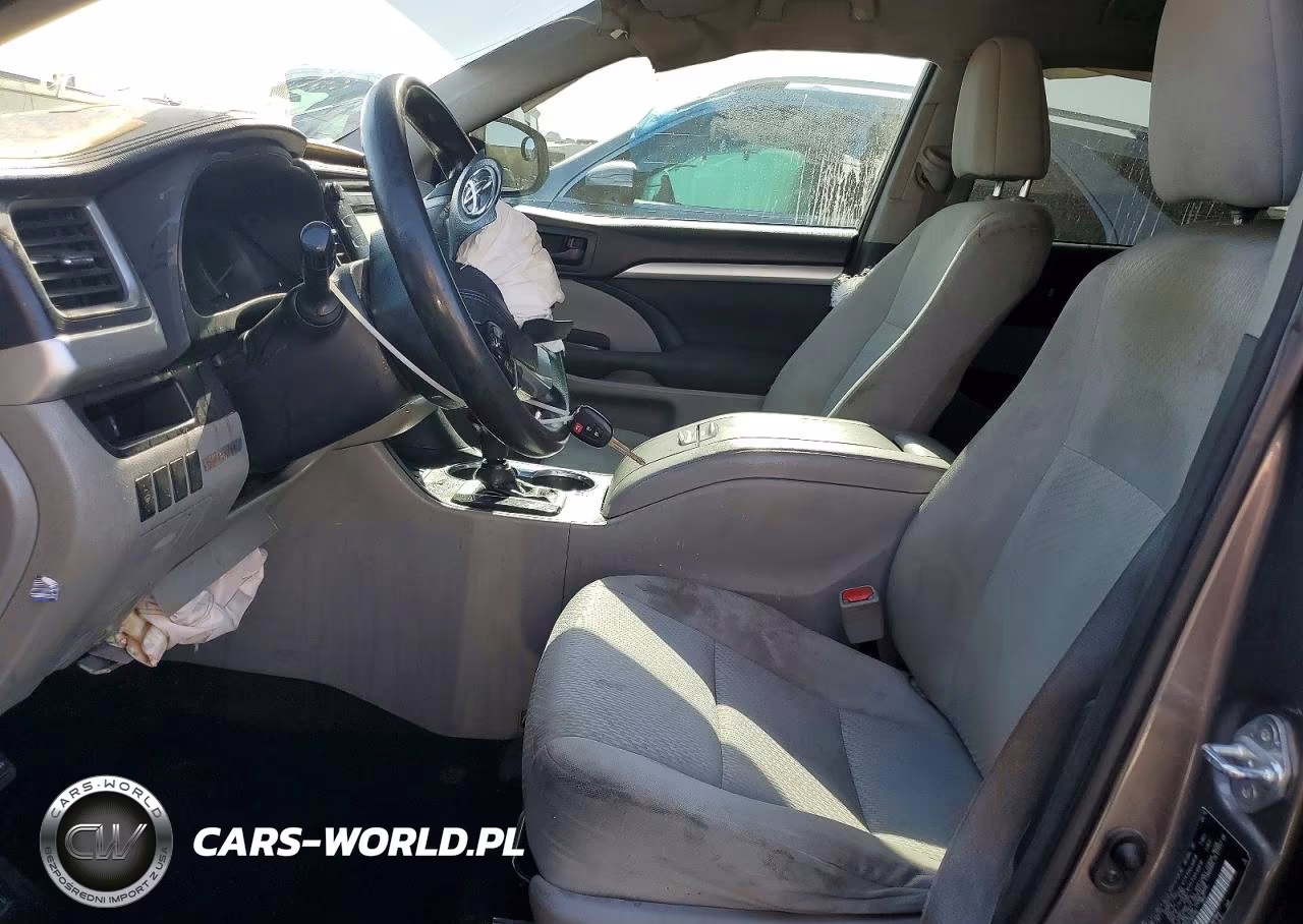 2016 Toyota Highlander Le VIN:5TDZKRFHXGS180193 - 7