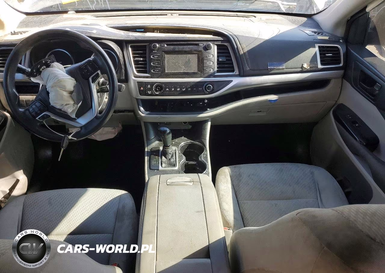 2016 Toyota Highlander Le VIN:5TDZKRFHXGS180193 - 8