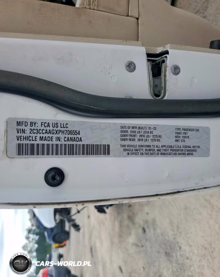2023 Chrysler 300 Touring VIN:2C3CCAAGXPH706554 - 13