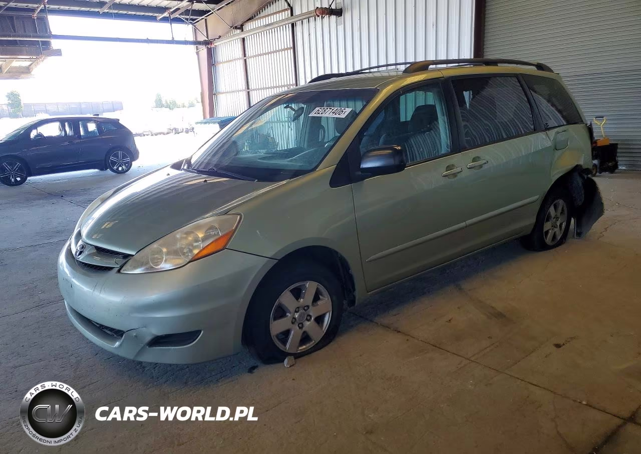 2009 Toyota Sienna Le 7-Passenger