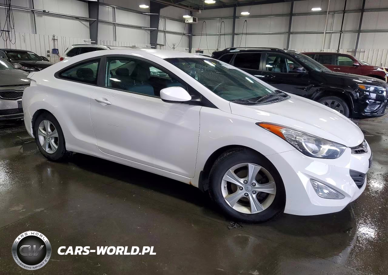 2013 Hyundai Elantra Coupe Gs VIN:KMHDH6AE9DU018661 - 4