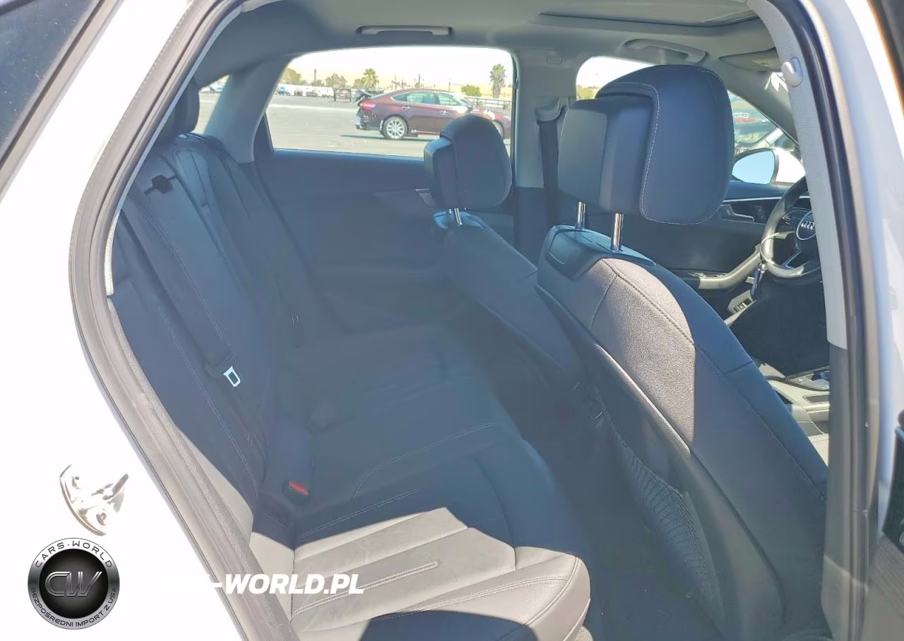 2021 Audi A4 VIN:WAUABAF49MN006075 - 10