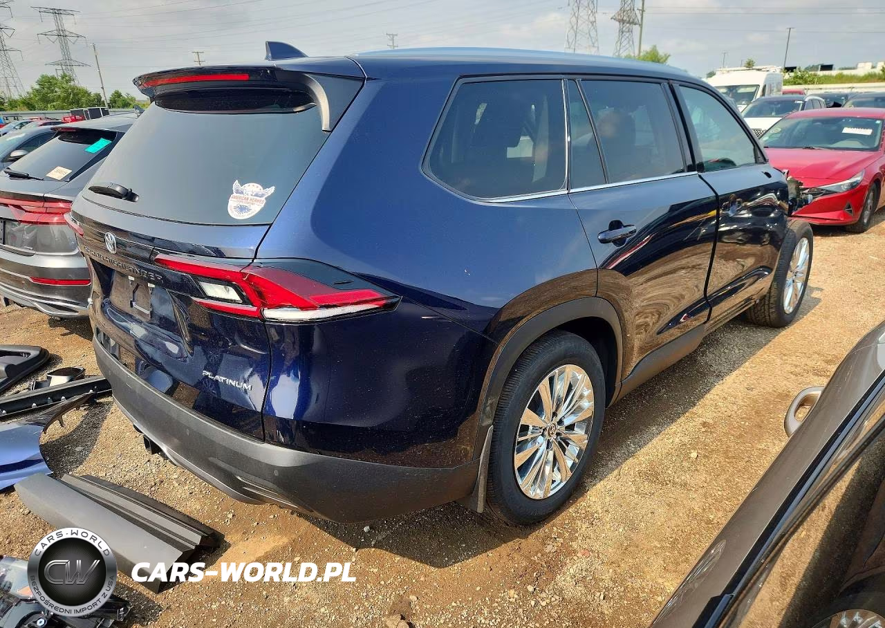 2026 Toyota Grand Highlander VIN:5TDAAAB57TS115714 - 3