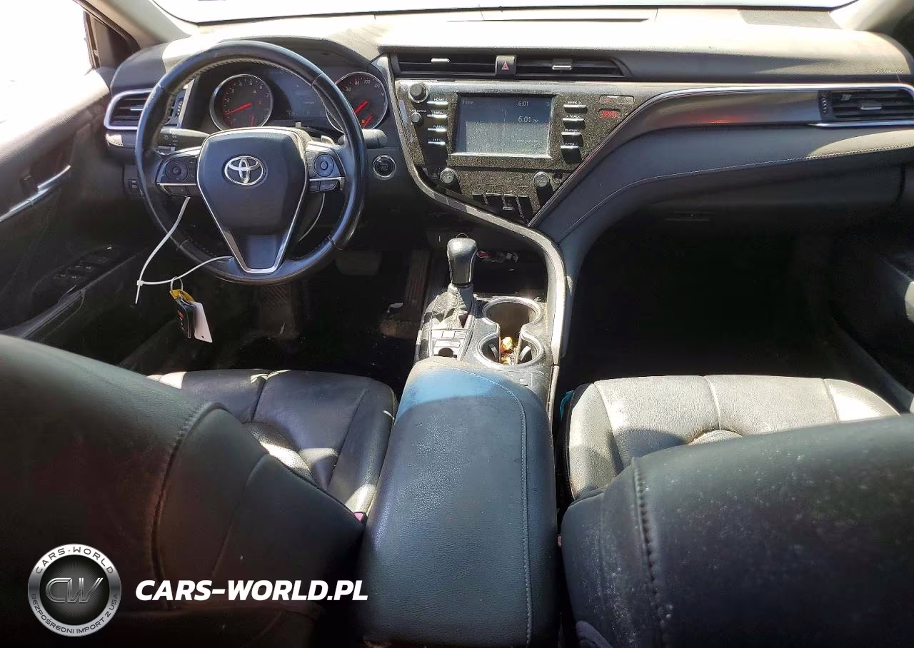 2018 Toyota Camry Xse VIN:4T1B61HK8JU631376 - 8