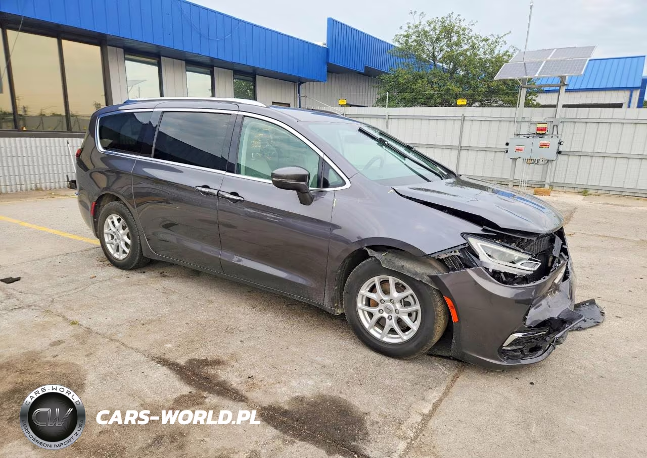 2021 Chrysler Pacifica Touring L VIN:2C4RC1BG5MR600748 - 4