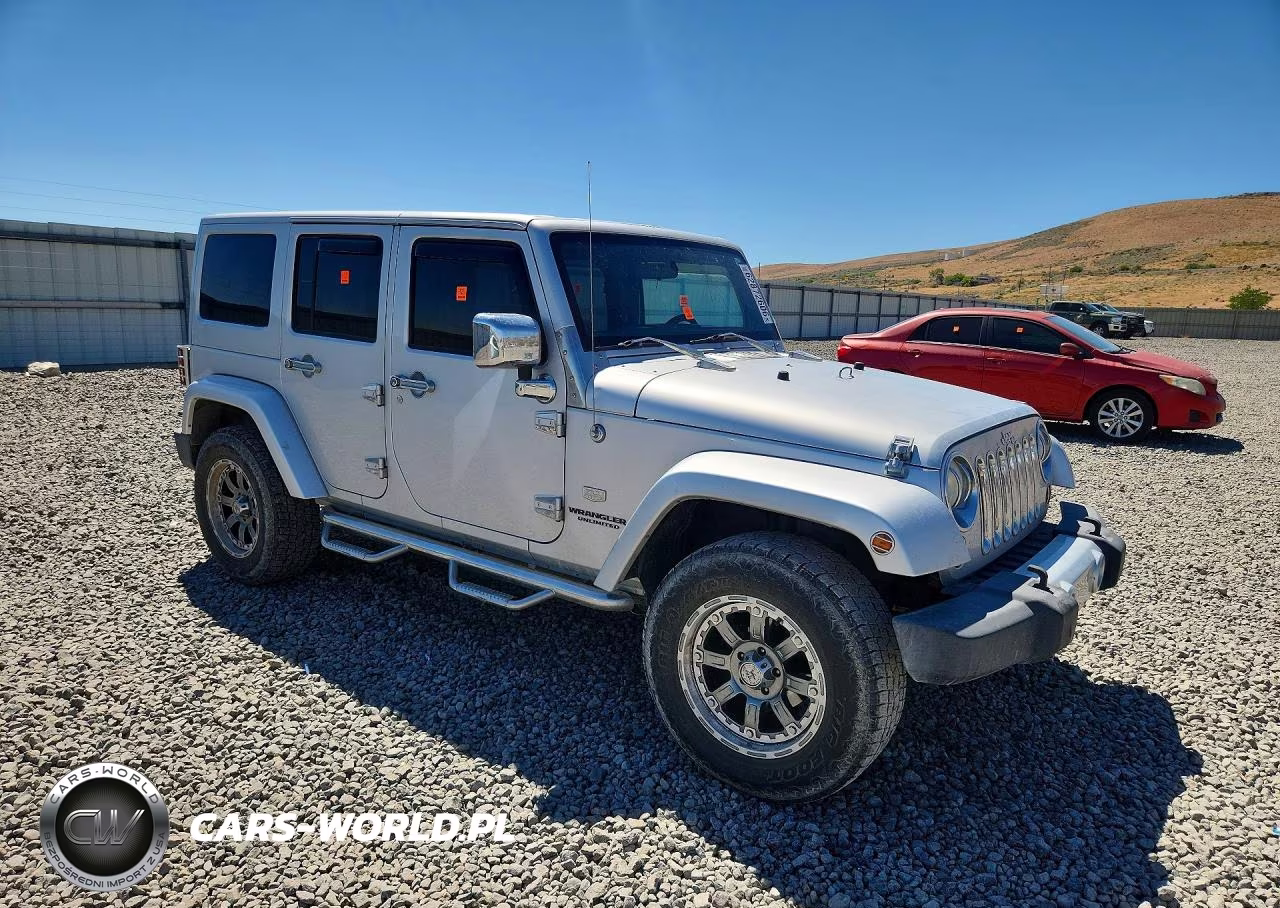 2011 Jeep Wrangler Unlimited Jeep 70Th Anniversary VIN:1J4HA7H16BL613869 - 4