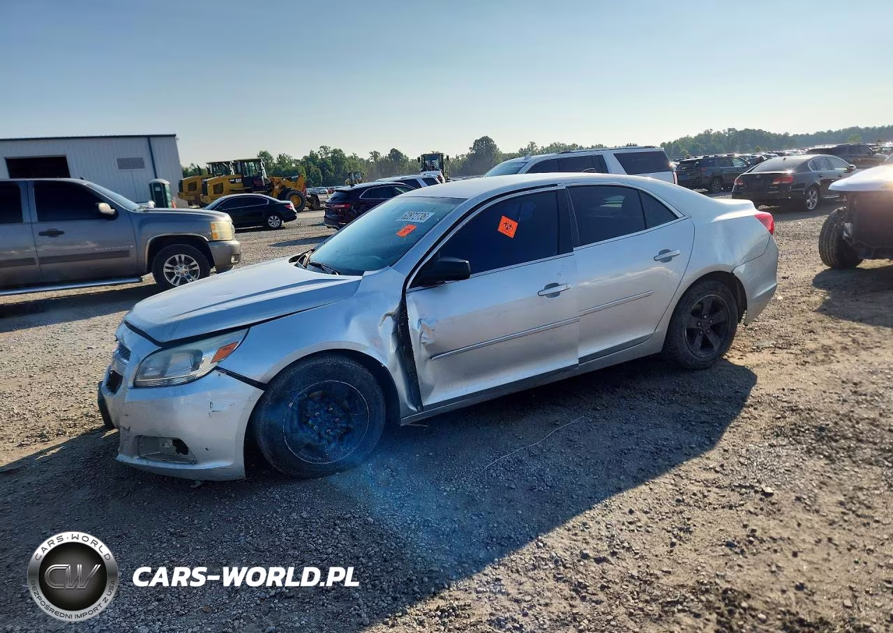 2013 Chevrolet Malibu Ls – zdjęcie 1 z 12