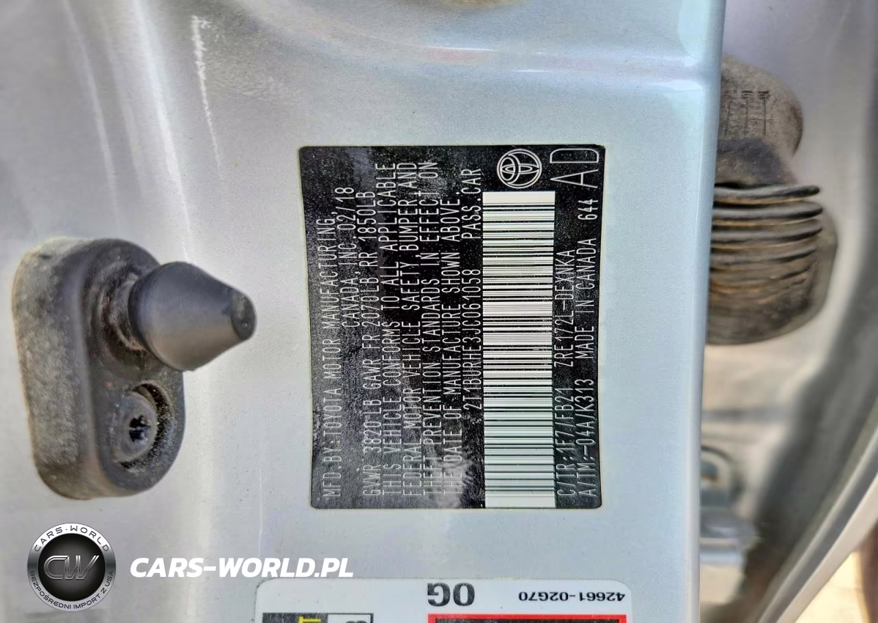 2018 Toyota Corolla Le VIN:2T1BURHE3JC061058 - 12