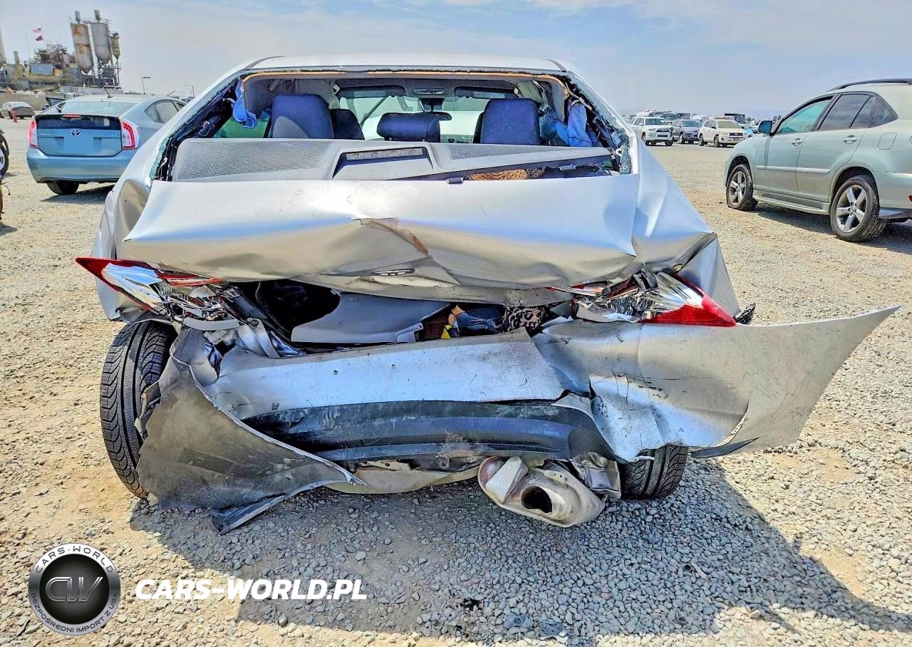 2018 Toyota Corolla Le VIN:2T1BURHE3JC061058 - 6
