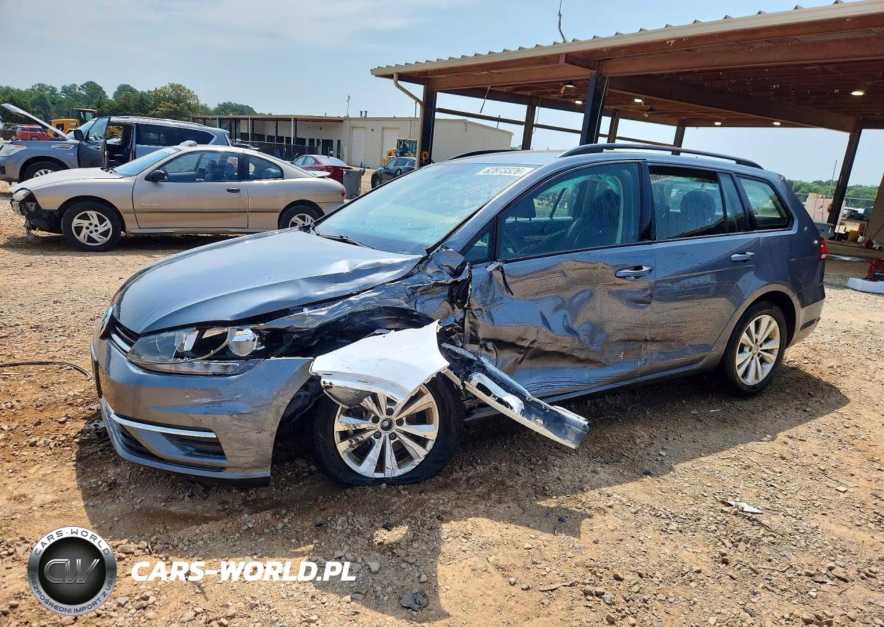 2019 Volkswagen Golf Sportwagen S