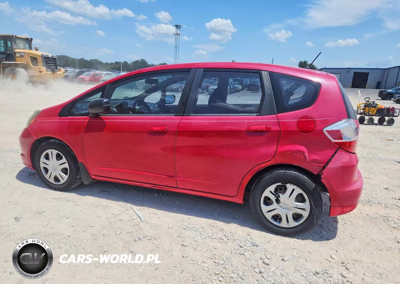 2010 Honda Fit VIN:JHMGE8H25AC006685 - 2