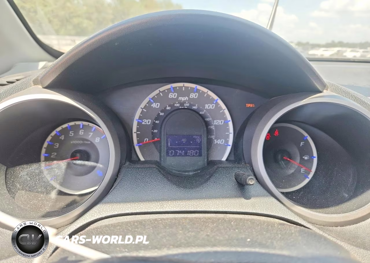 2010 Honda Fit VIN:JHMGE8H25AC006685 - 9
