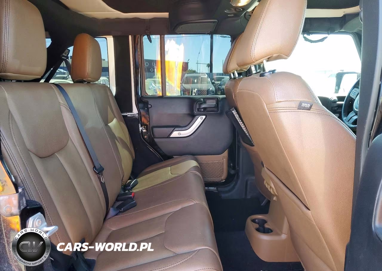 2017 Jeep Wrangler Unlimited Sahara VIN:1C4HJWEG5HL684983 - 11
