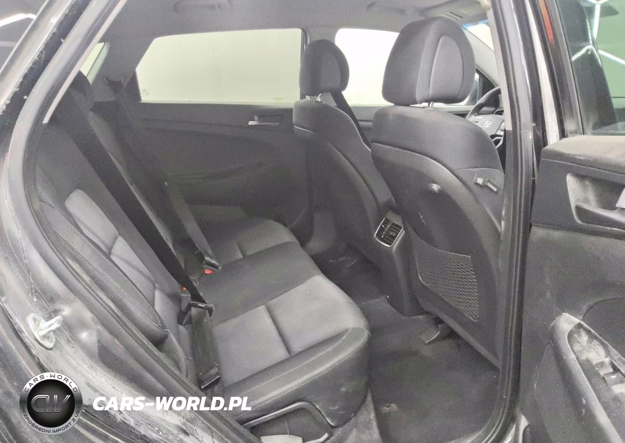 2017 Hyundai Tucson Limited VIN:KM8J3CA26HU281816 - 11