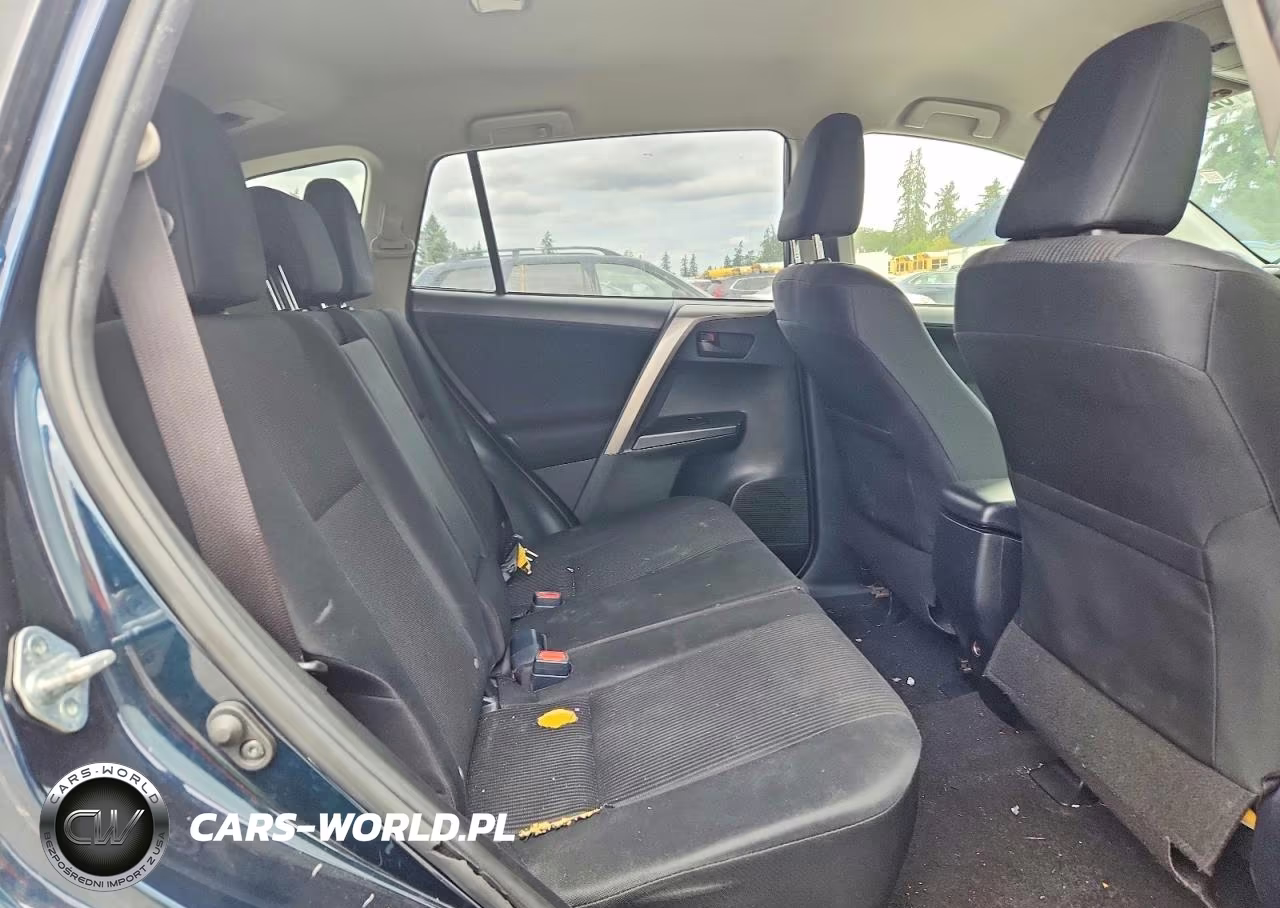 2018 Toyota Rav4 Le VIN:JTMBFREV1JJ250343 - 11