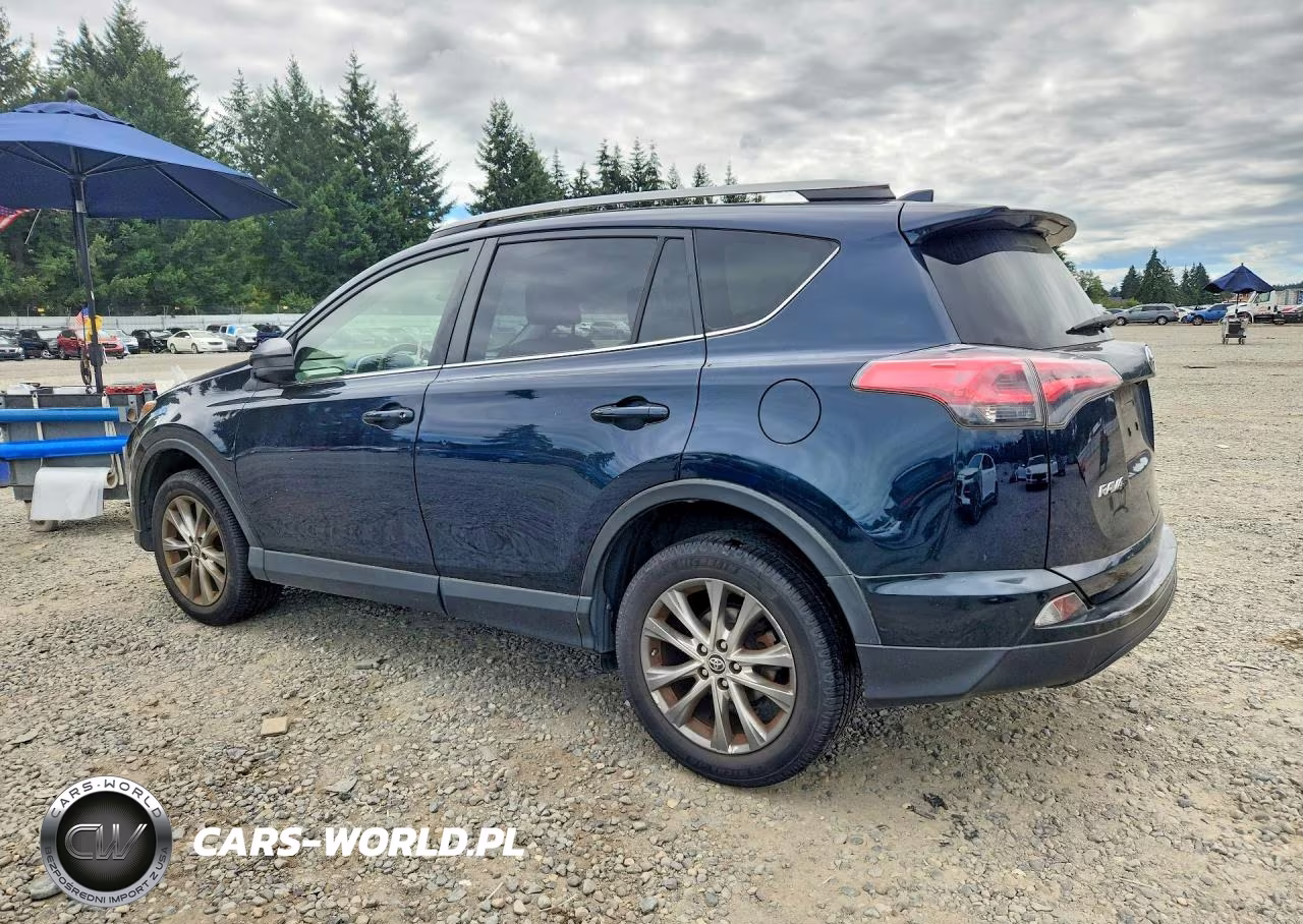 2018 Toyota Rav4 Le VIN:JTMBFREV1JJ250343 - 2