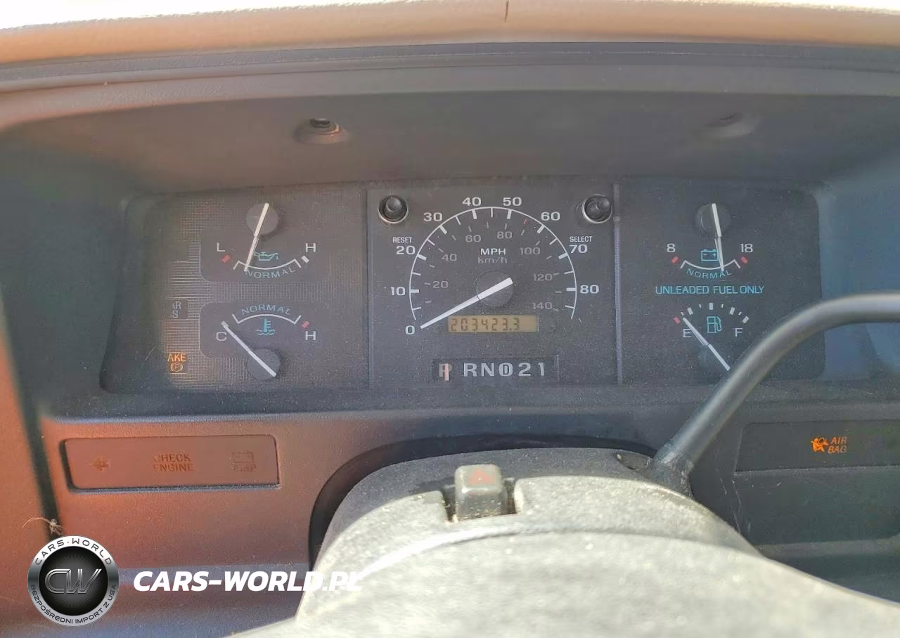 1992 Ford Econoline E250 Super Duty Van VIN:1FDFS24H7NHB38235 - 9