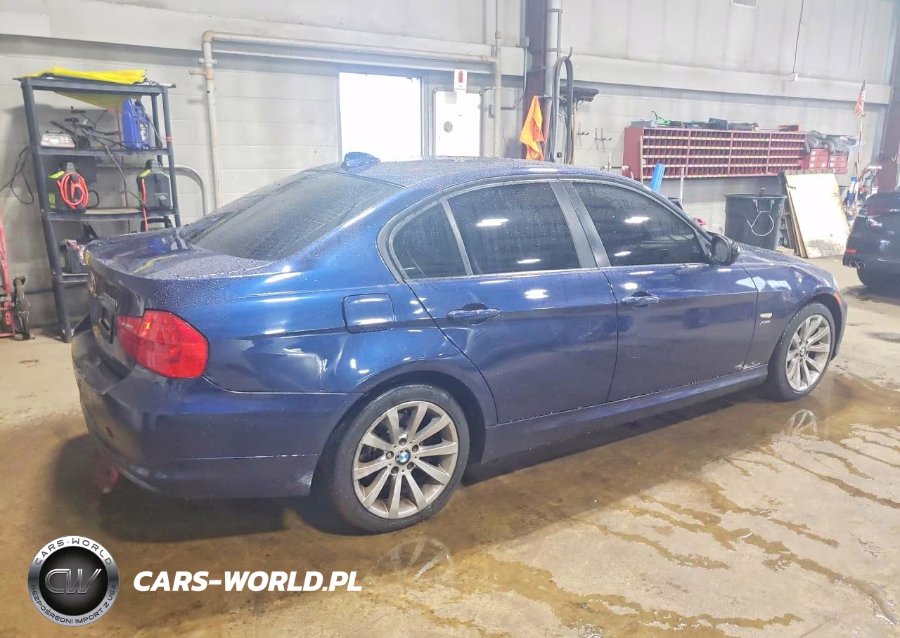 2011 BMW 328 Xi VIN:WBAPK7C53BA819099 - 3