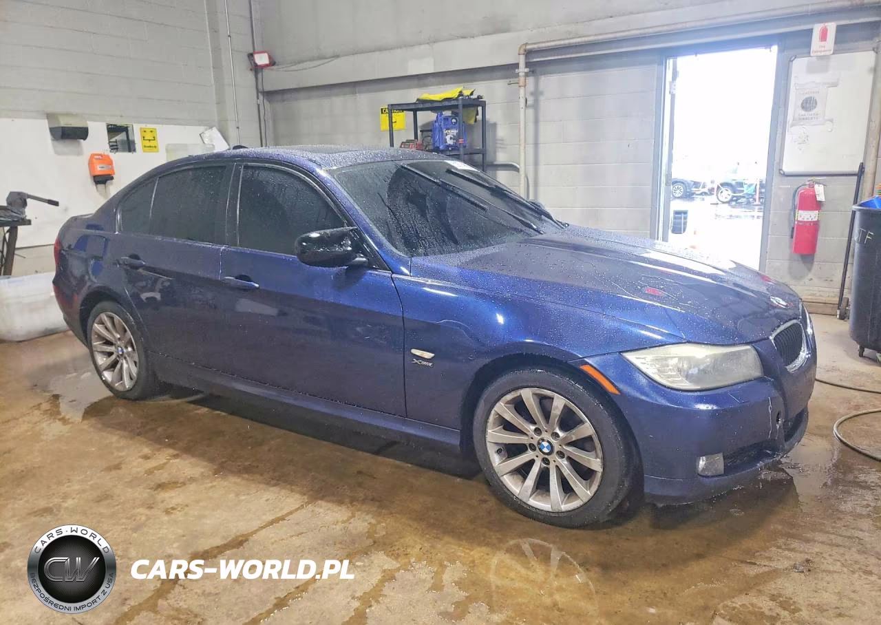 2011 BMW 328 Xi VIN:WBAPK7C53BA819099 - 4