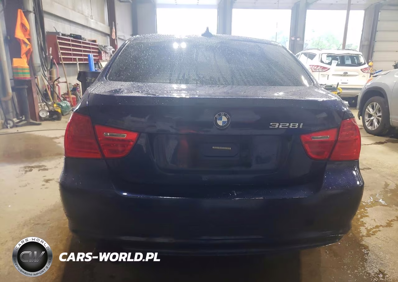 2011 BMW 328 Xi VIN:WBAPK7C53BA819099 - 6