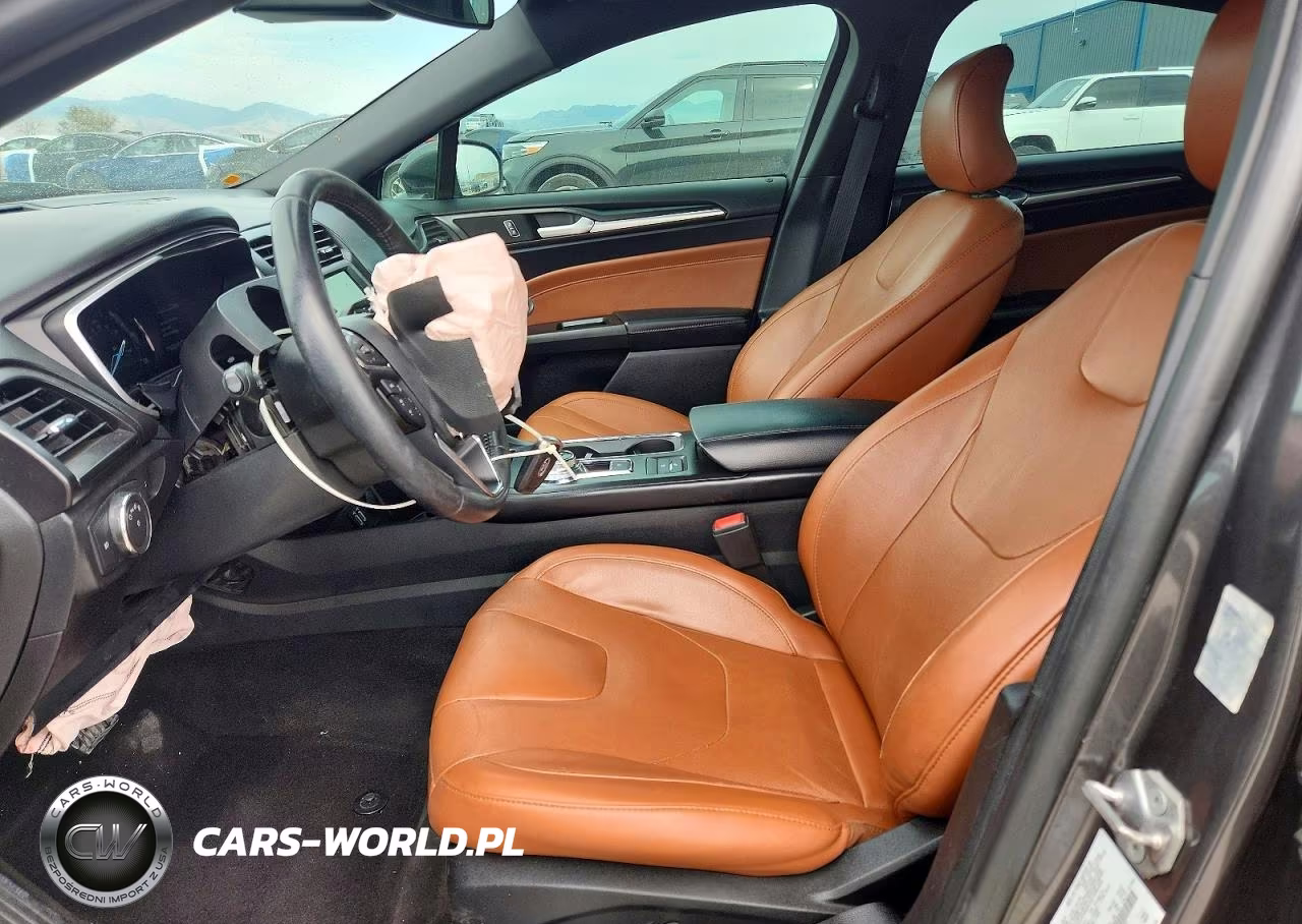 2019 Ford Fusion Titanium VIN:3FA6P0RU2KR106471 - 7
