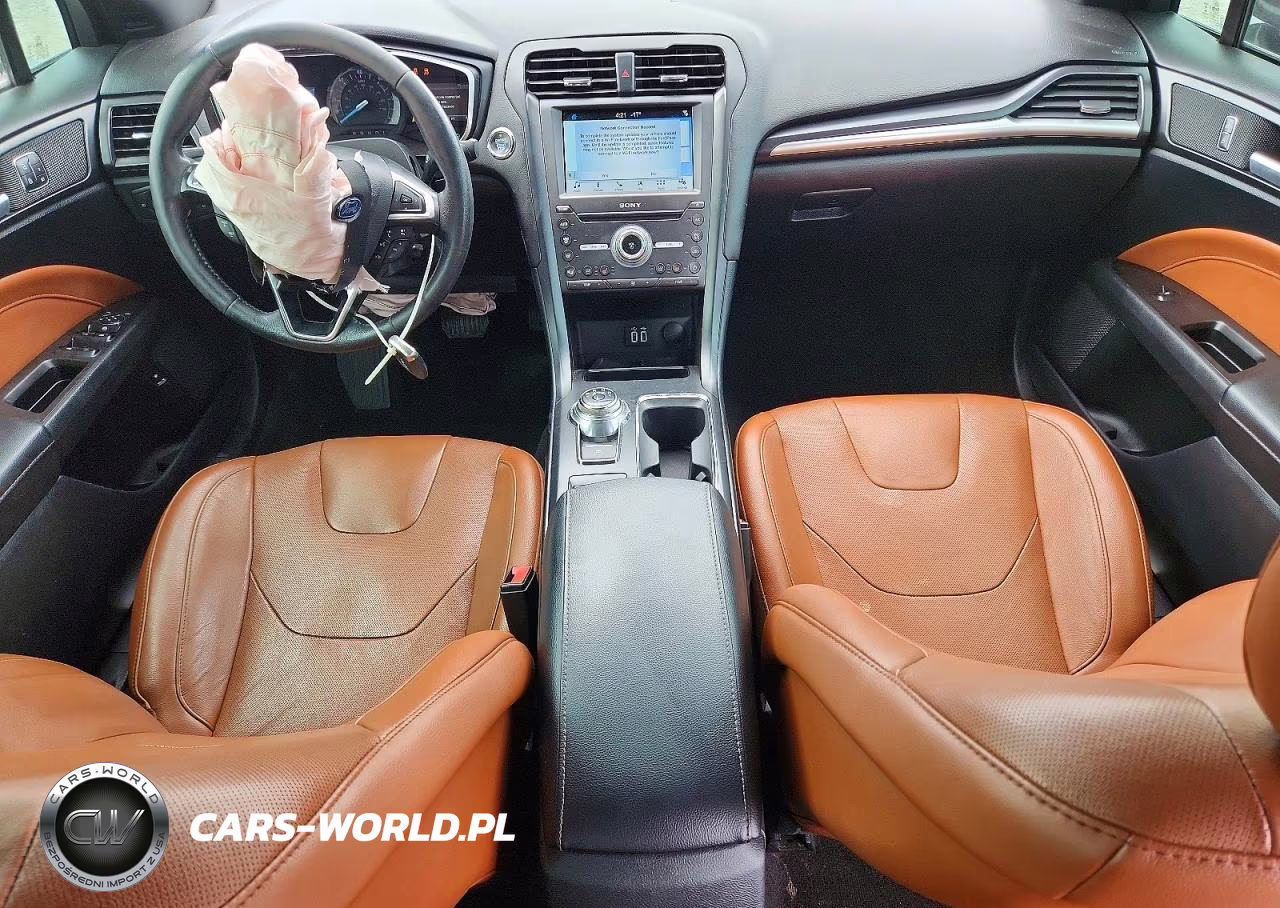 2019 Ford Fusion Titanium VIN:3FA6P0RU2KR106471 - 8