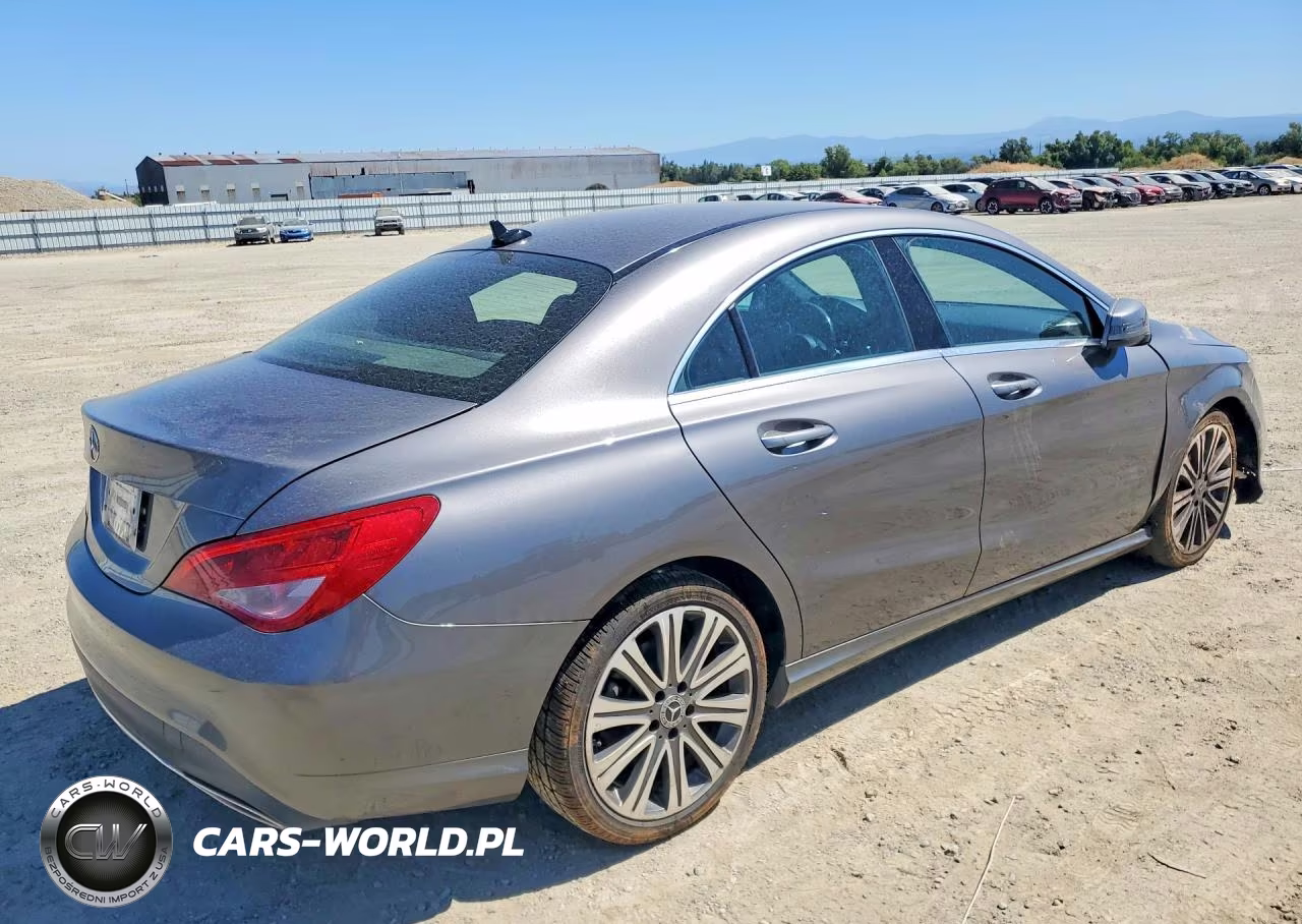2018 Mercedes-Benz Cla 250 VIN:WDDSJ4EB4JN576594 - 3