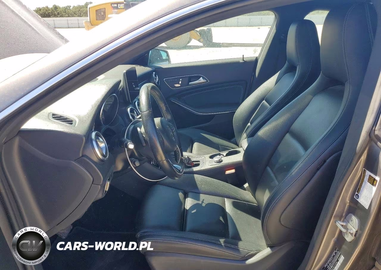 2018 Mercedes-Benz Cla 250 VIN:WDDSJ4EB4JN576594 - 7