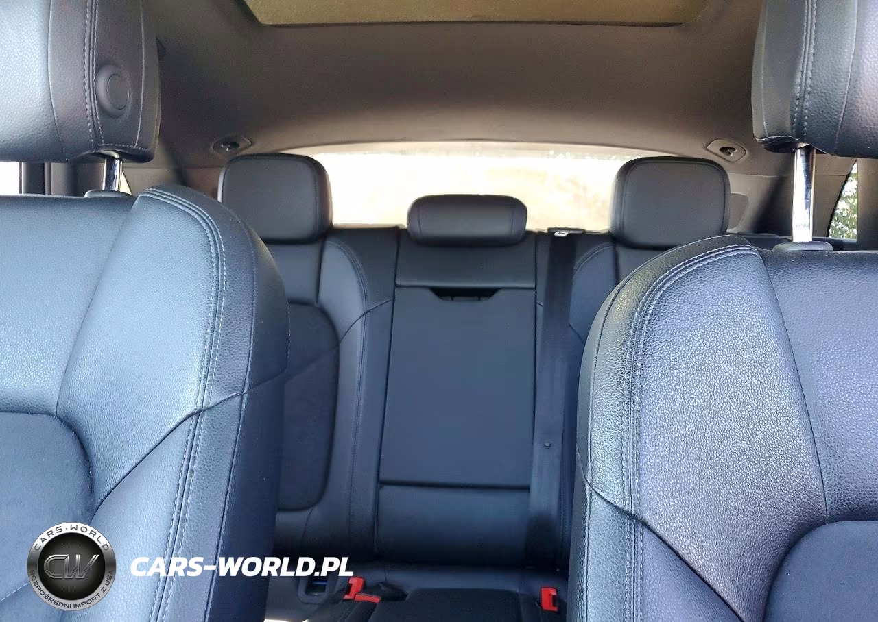 2018 Porsche Macan VIN:WP1AA2A50JLB24646 - 10