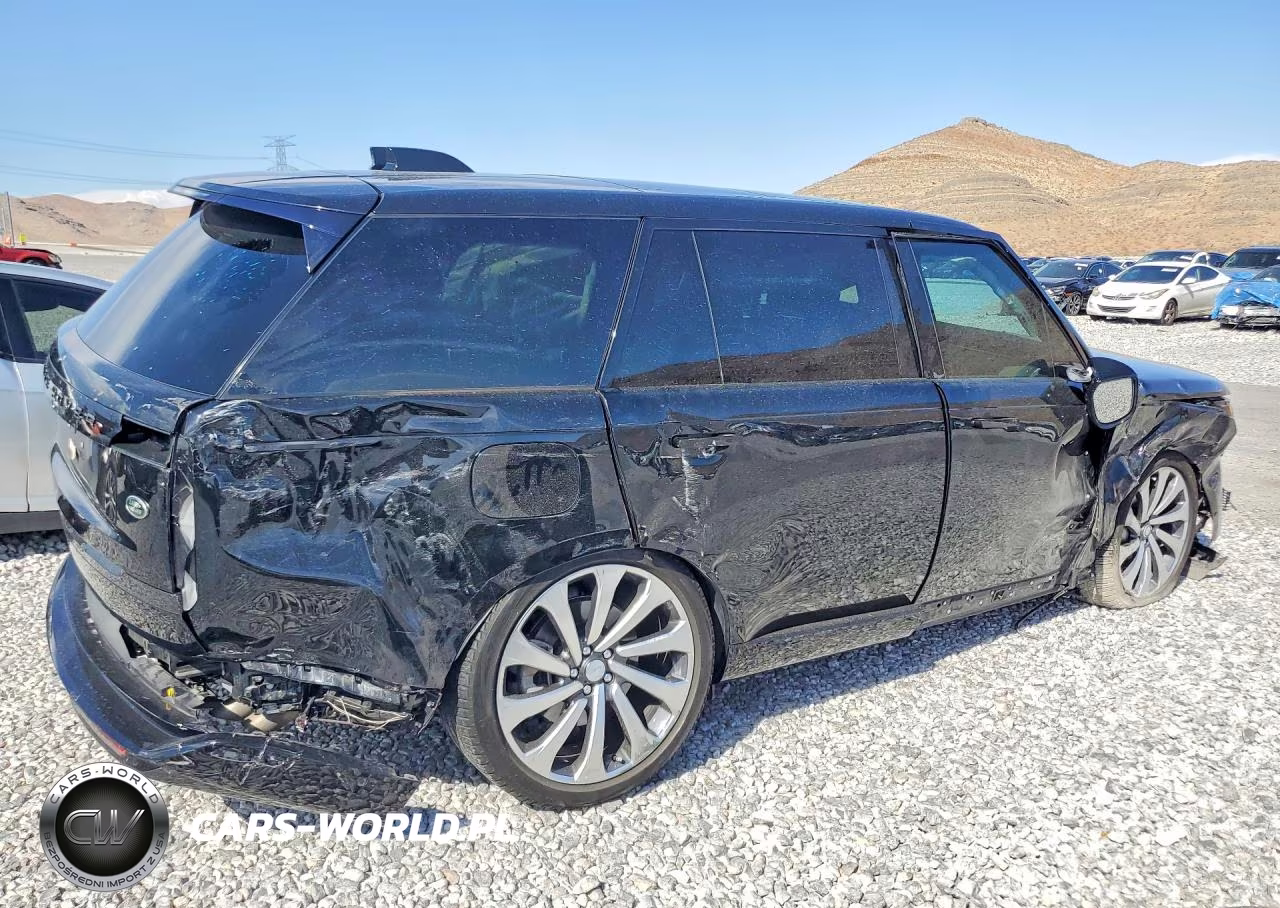 2023 Land Rover Range Rover Se VIN:SALKPBE73PA011738 - 3