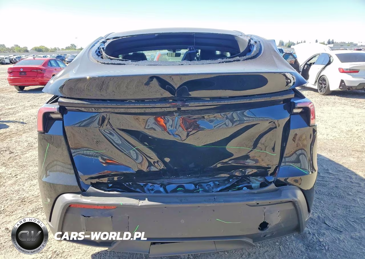 2026 Tesla Model Y VIN:7SAYGDED9TA712336 - 6