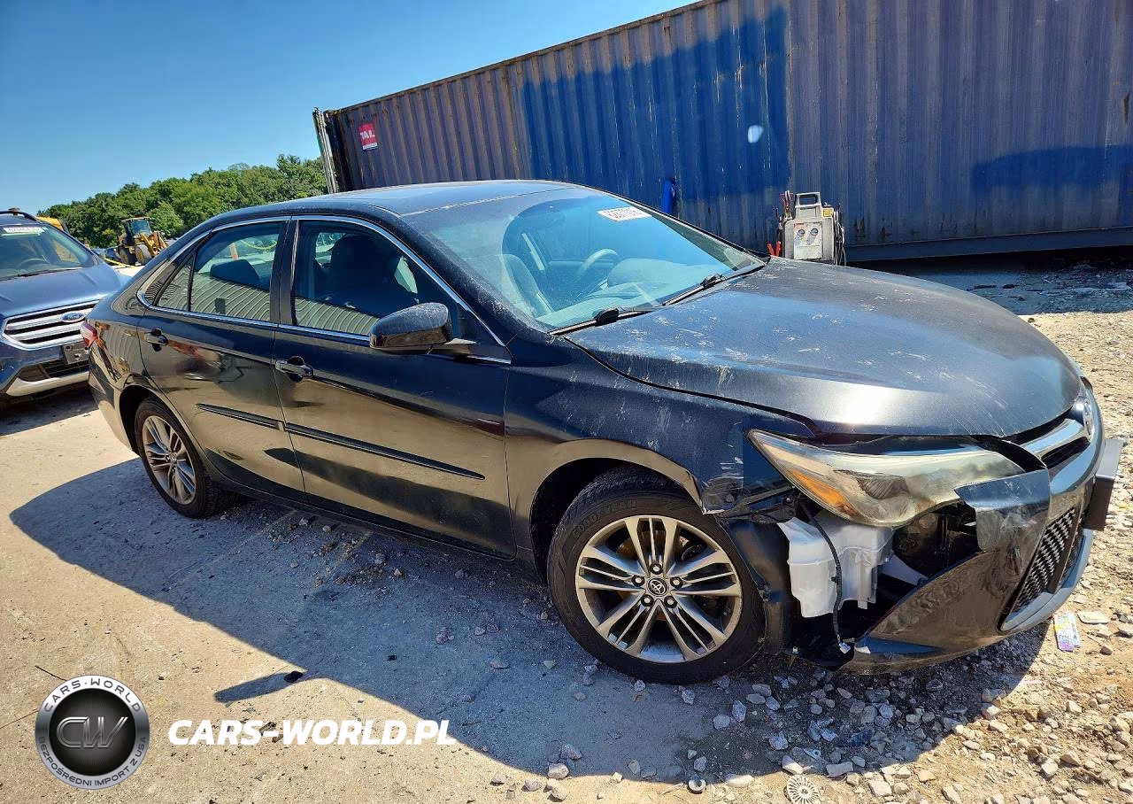 2016 Toyota Camry Se VIN:4T1BF1FK0GU249516 - 4