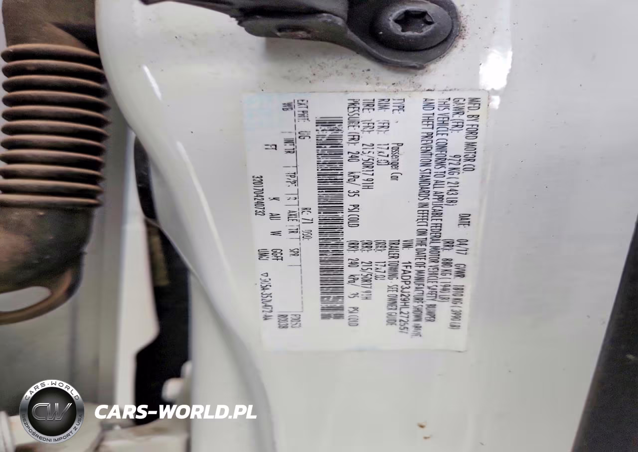 2017 Ford Focus Titanium VIN:1FADP3J29HL272657 - 12