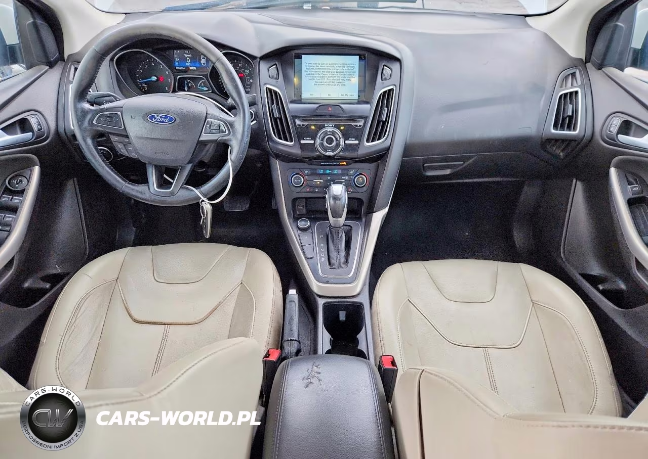 2017 Ford Focus Titanium VIN:1FADP3J29HL272657 - 8