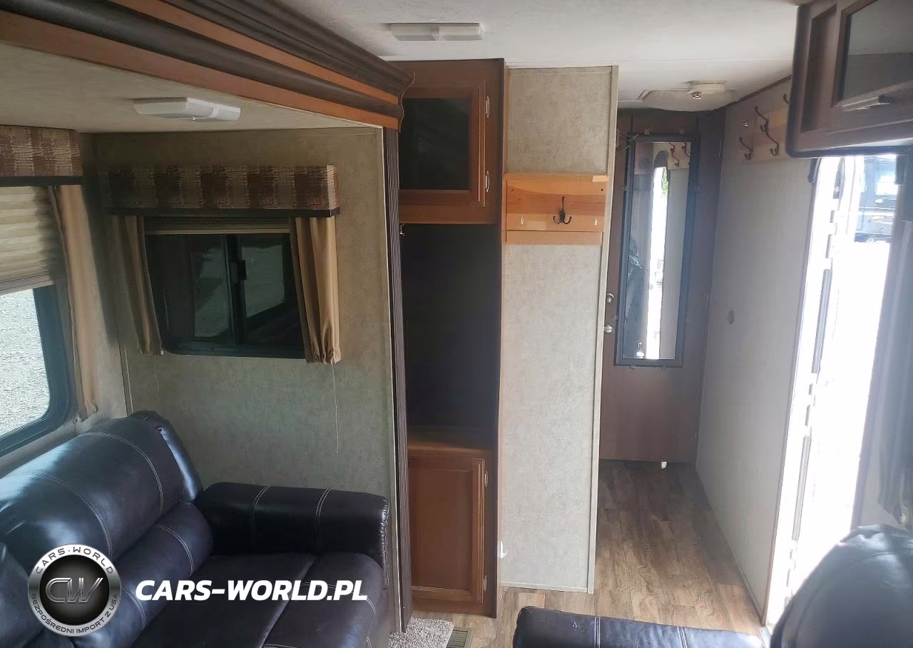 2017 Forest River Aveng31Dbs VIN:5ZT2AVTB5HB915280 - 5