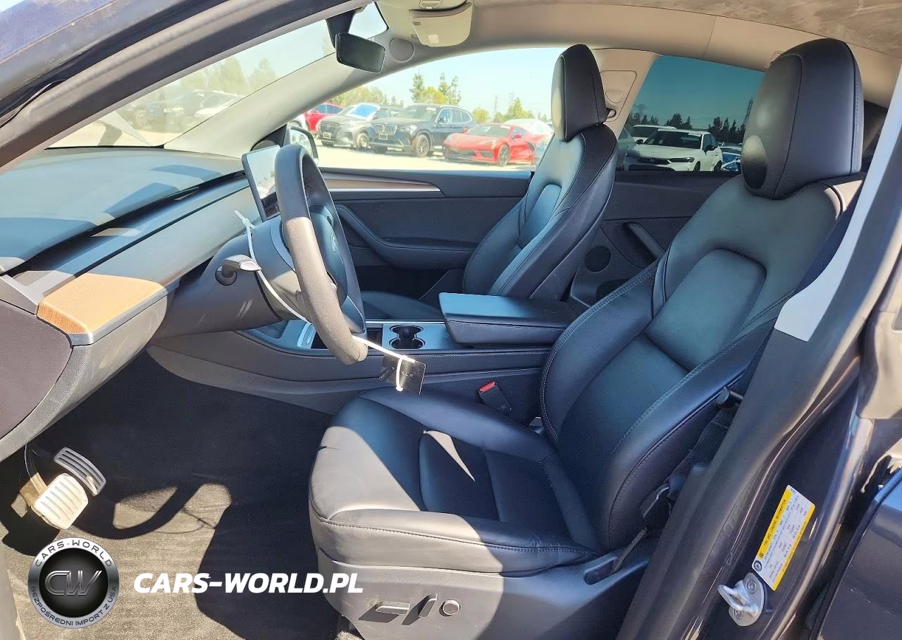 2023 Tesla Model Y VIN:7SAYGDEF1PF761847 - 7