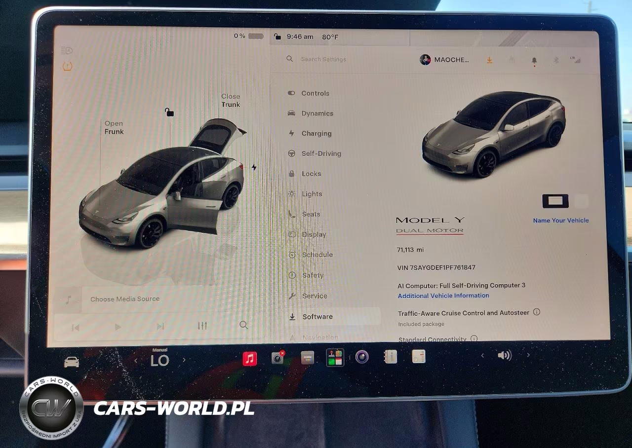 2023 Tesla Model Y VIN:7SAYGDEF1PF761847 - 9