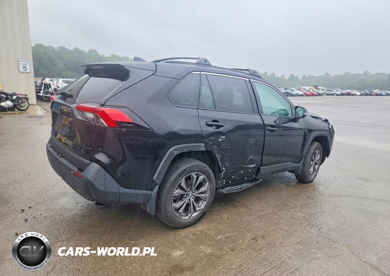 2024 Toyota Rav4 Xle Premium VIN:2T3B6RFV3RW082040 - 3