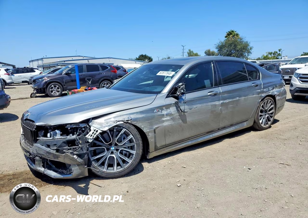 2022 BMW 750 Xi