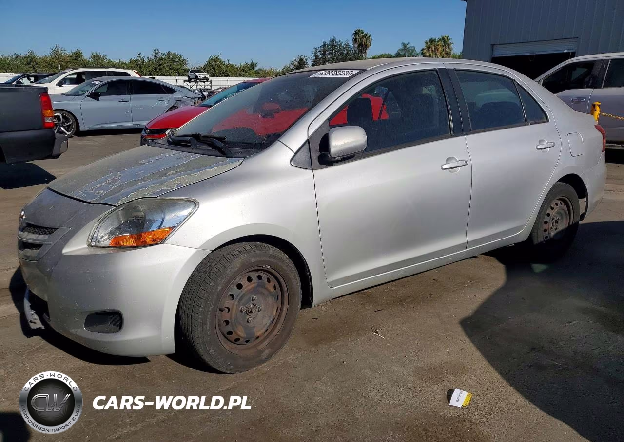 2007 Toyota Yaris Base – zdjęcie 1 z 12