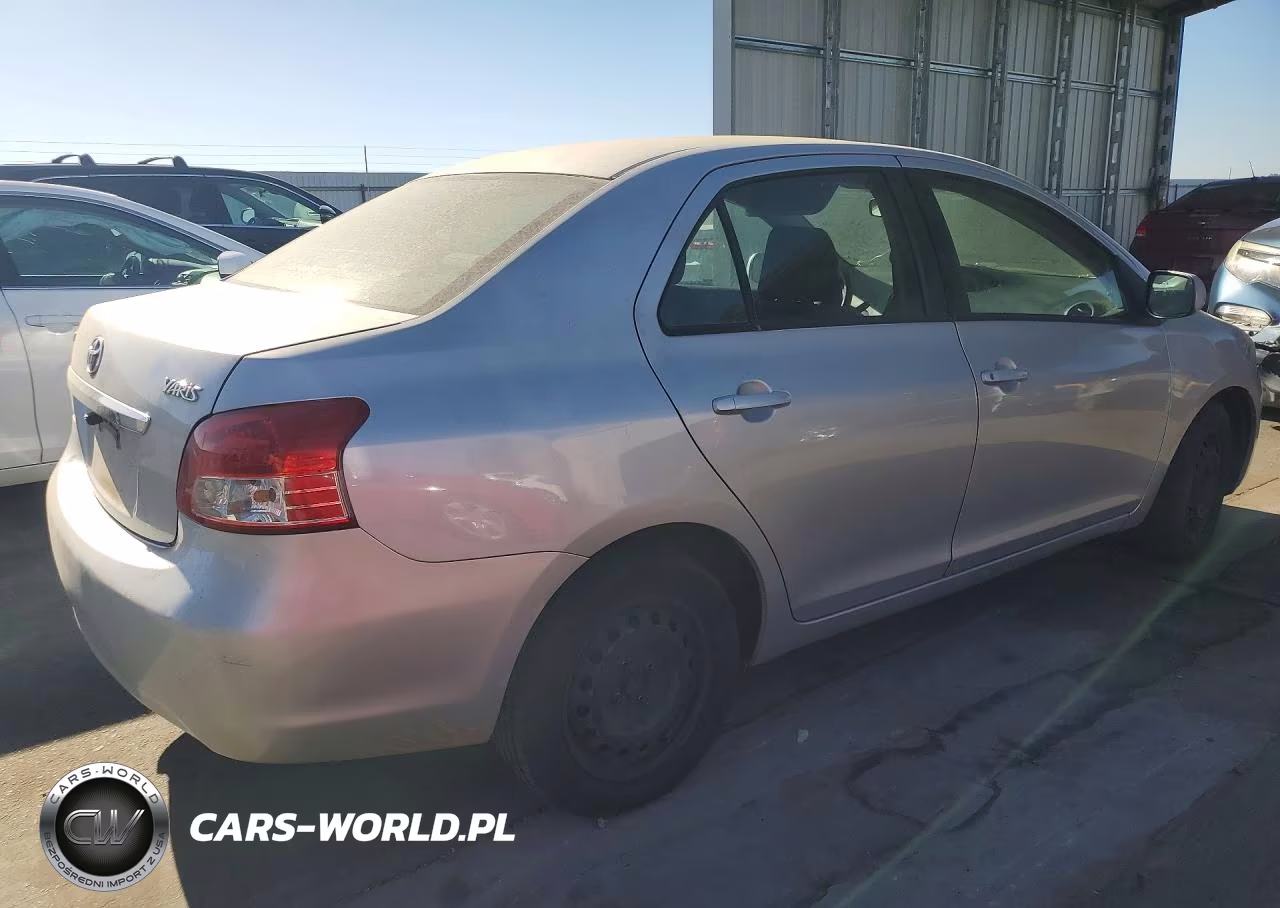 2007 Toyota Yaris Base VIN:JTDBT923671035044 - 3