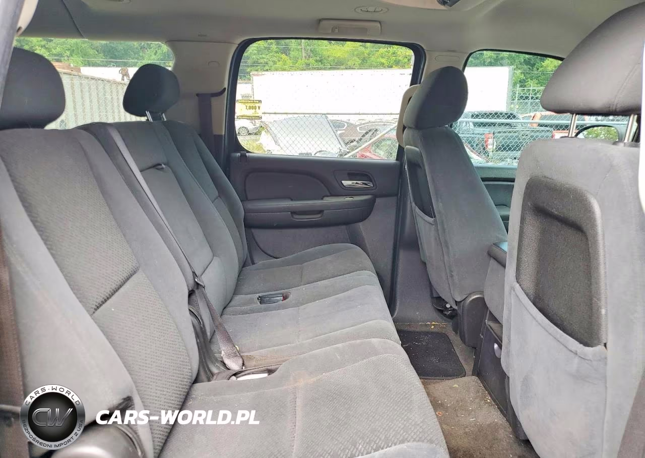 2008 Chevrolet Suburban K1500 Ls VIN:1GNFK163X8J246000 - 11