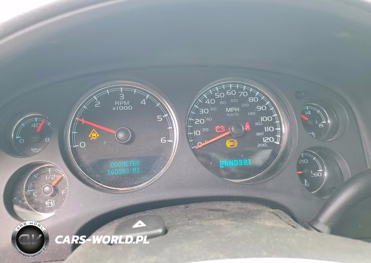2008 Chevrolet Suburban K1500 Ls VIN:1GNFK163X8J246000 - 9
