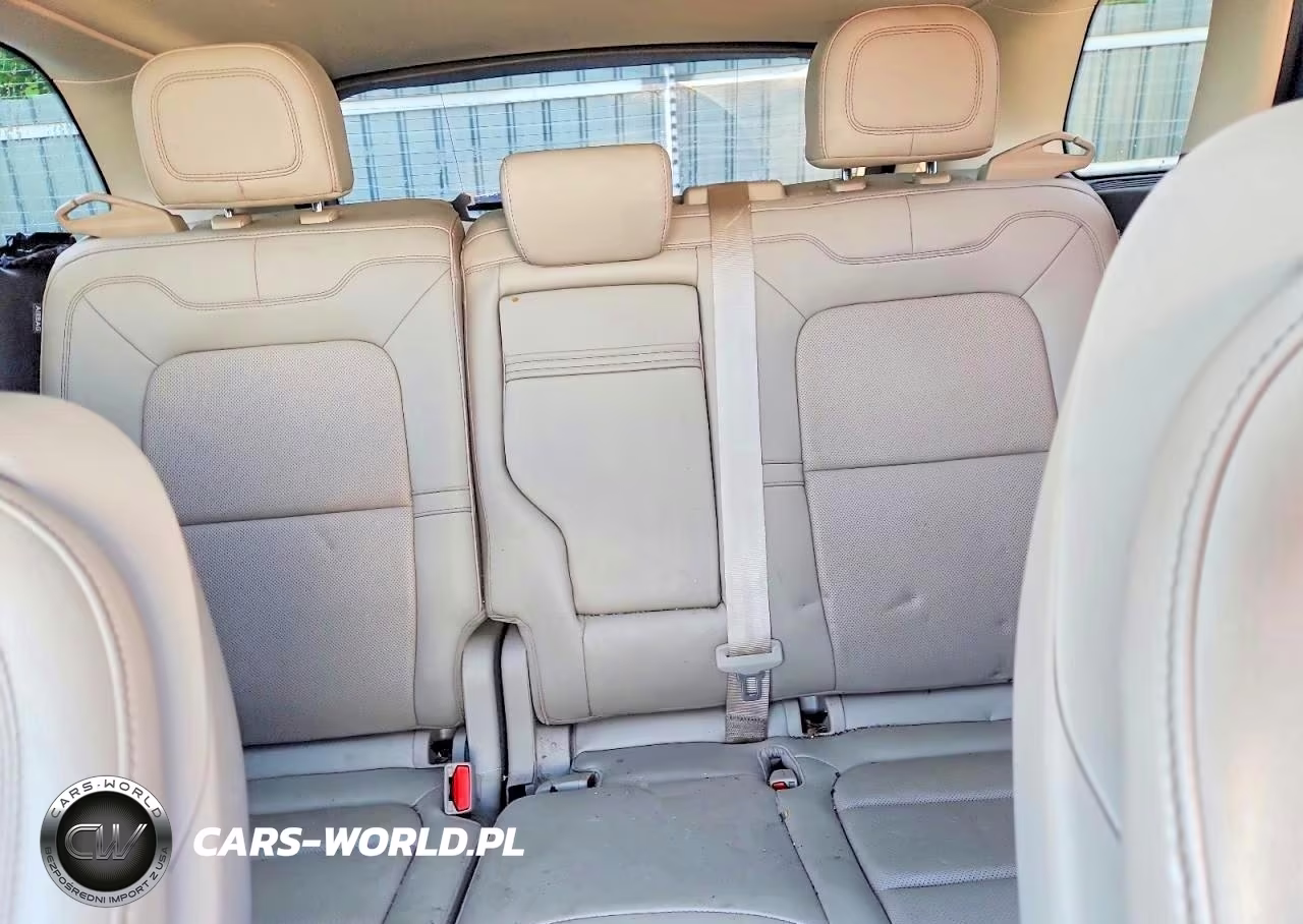 2021 Lincoln Corsair Reserve VIN:5LMCJ2D91MUL08932 - 10