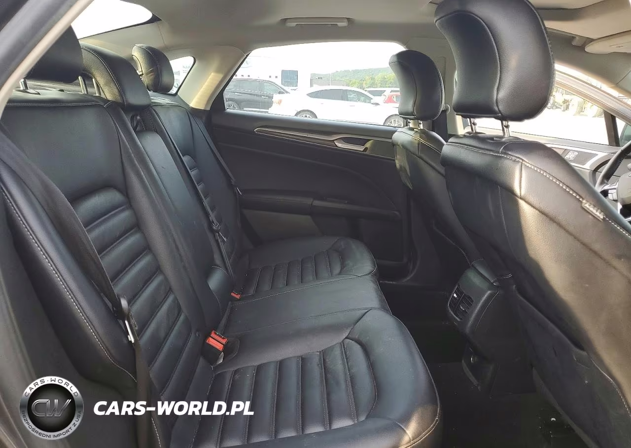 2019 Ford Fusion Sel VIN:3FA6P0CD1KR161406 - 10