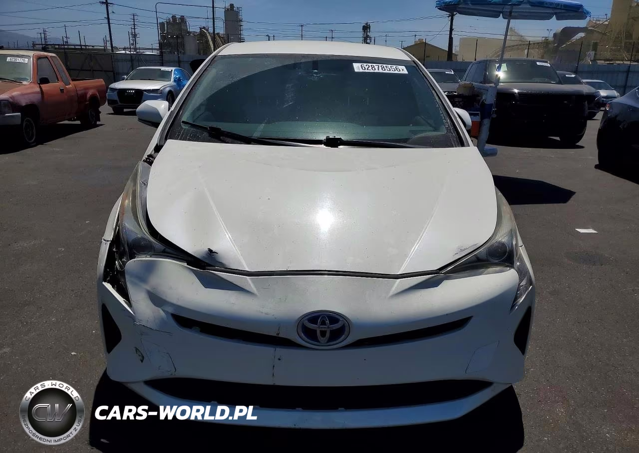 2016 Toyota Prius Three VIN:JTDKARFU5G3026784 - 5
