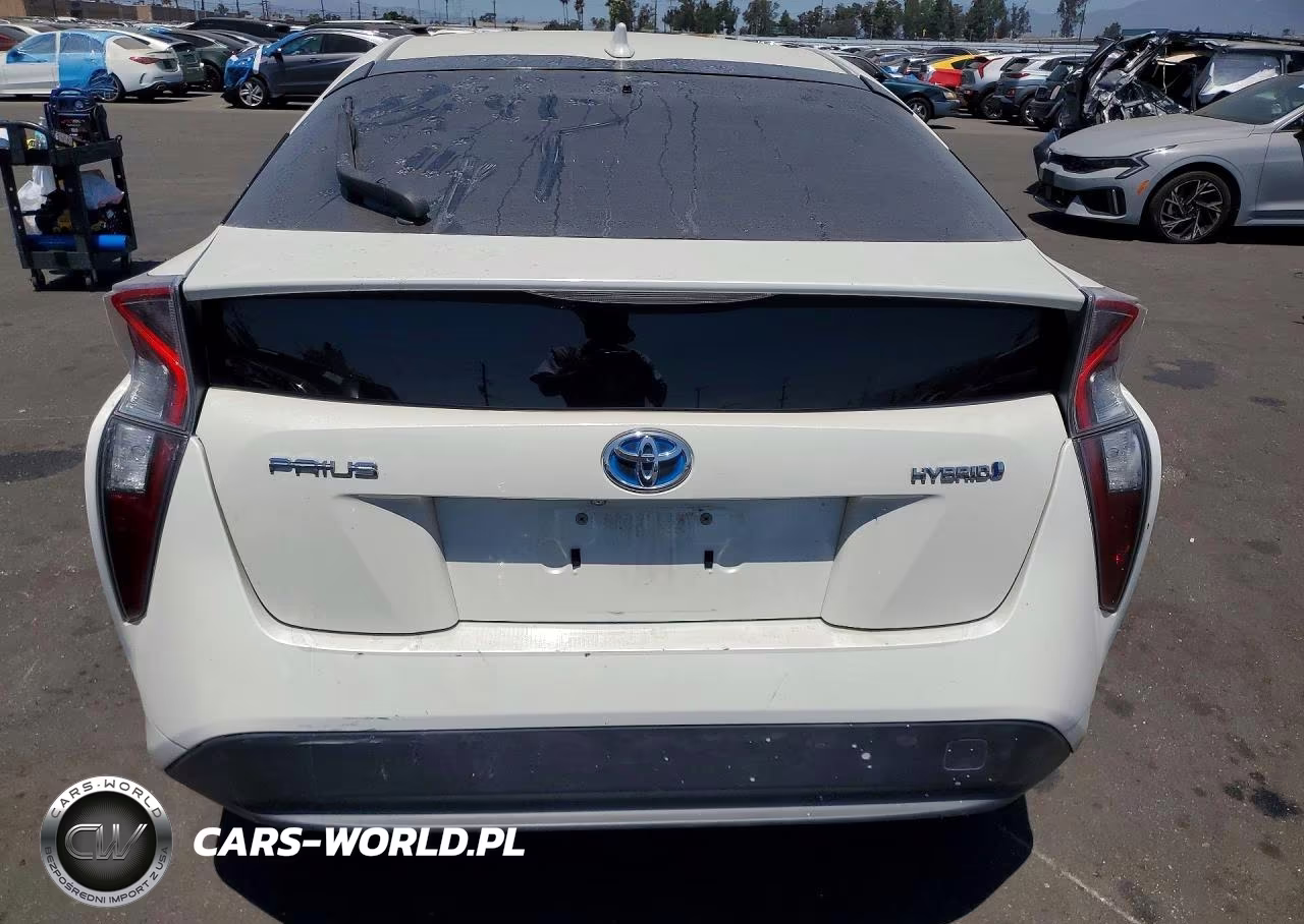 2016 Toyota Prius Three VIN:JTDKARFU5G3026784 - 6